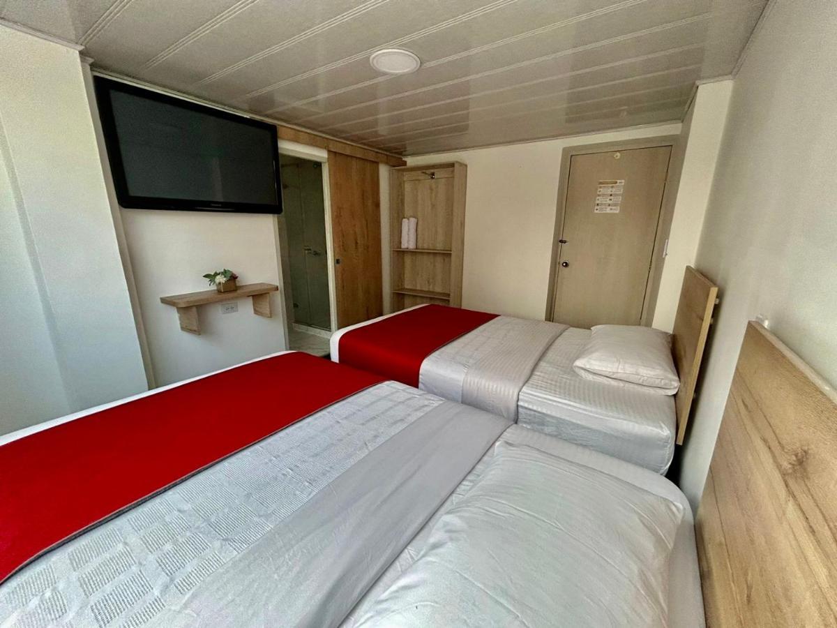 Hotel Urban Center Богота Екстериор снимка