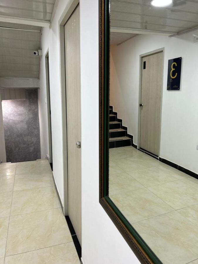 Hotel Urban Center Богота Екстериор снимка